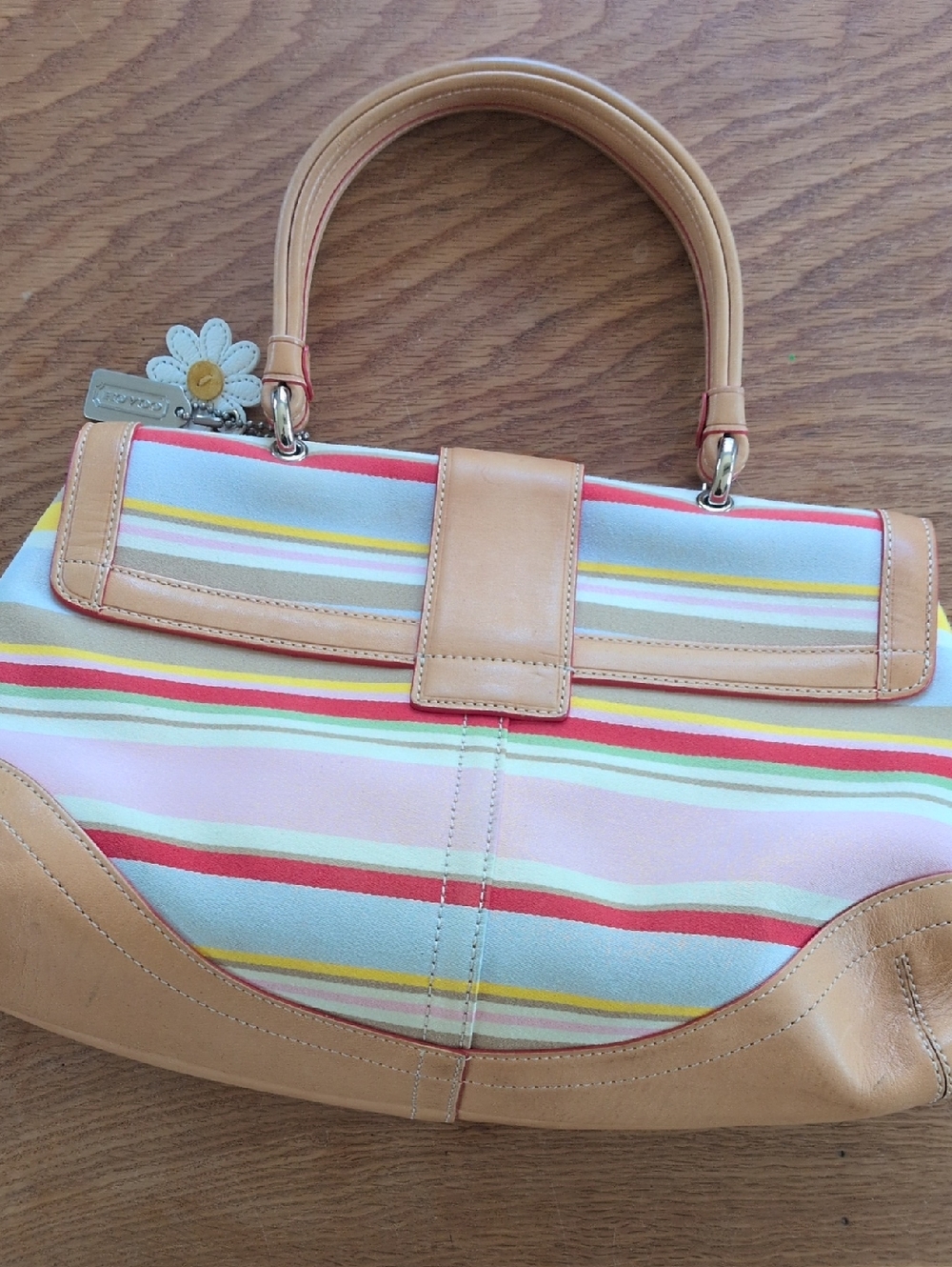 ✨vintage Coach Soho Hampton satchel multicolor striped canvas And Tan Leather - Picture 6 of 13